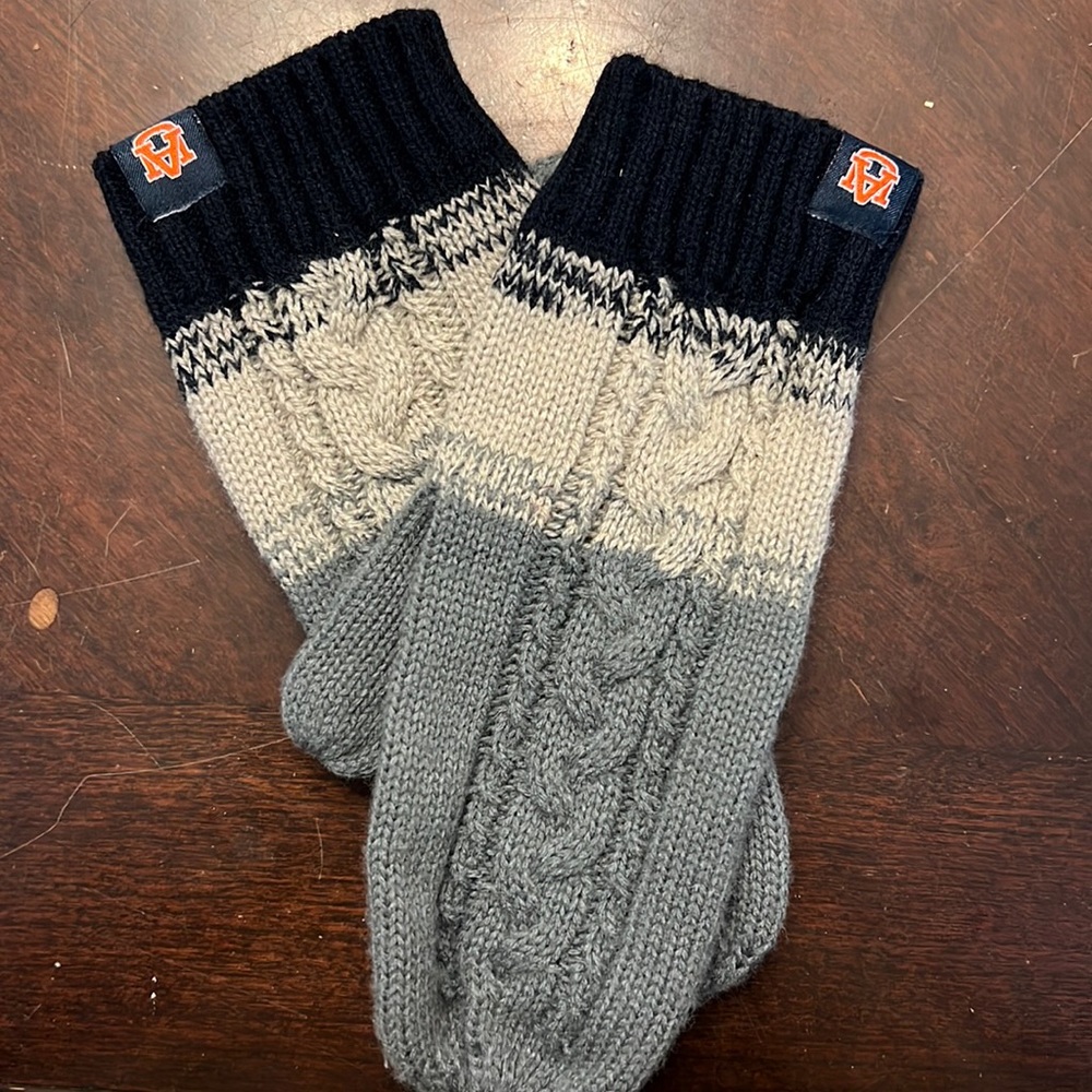 Auburn Mittens